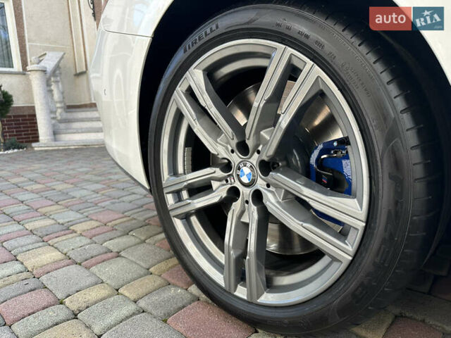 Белый БМВ 8 Серия, объемом двигателя 4.39 л и пробегом 32 тыс. км за 61900 $, фото 12 на Automoto.ua