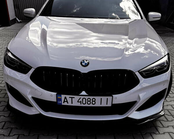 Білий БМВ 8 Серія, об'ємом двигуна 3 л та пробігом 66 тис. км за 59900 $, фото 7 на Automoto.ua