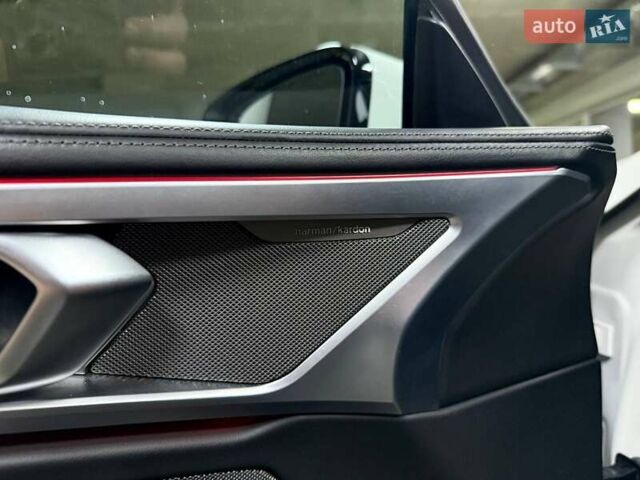 Белый БМВ 8 Серия, объемом двигателя 3 л и пробегом 58 тыс. км за 69500 $, фото 39 на Automoto.ua