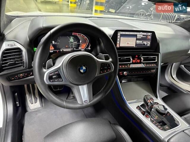 Белый БМВ 8 Серия, объемом двигателя 3 л и пробегом 58 тыс. км за 69500 $, фото 47 на Automoto.ua