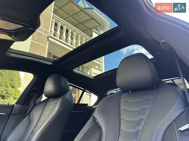 Белый БМВ 8 Серия, объемом двигателя 4.39 л и пробегом 32 тыс. км за 61900 $, фото 27 на Automoto.ua