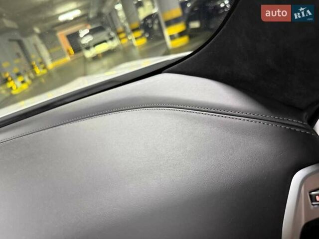 Белый БМВ 8 Серия, объемом двигателя 3 л и пробегом 58 тыс. км за 69500 $, фото 81 на Automoto.ua