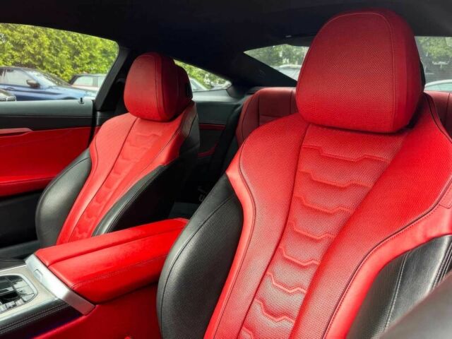 Білий БМВ 8 Серія, об'ємом двигуна 4.4 л та пробігом 50 тис. км за 21500 $, фото 7 на Automoto.ua