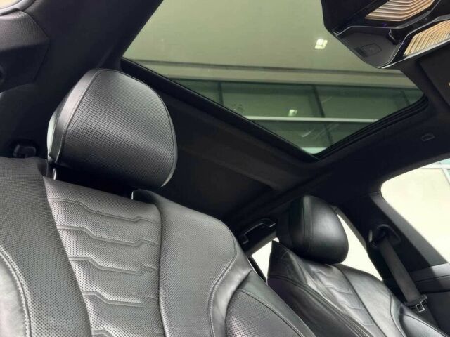 Белый БМВ 8 Серия, объемом двигателя 4.4 л и пробегом 17 тыс. км за 17000 $, фото 9 на Automoto.ua