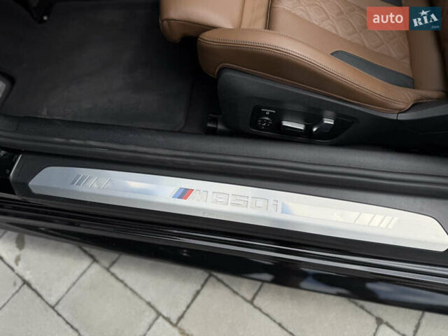 Черный БМВ 8 Серия, объемом двигателя 4.39 л и пробегом 26 тыс. км за 75900 $, фото 56 на Automoto.ua