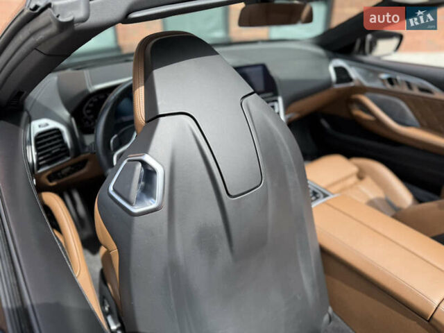 Черный БМВ 8 Серия, объемом двигателя 4.39 л и пробегом 26 тыс. км за 75900 $, фото 96 на Automoto.ua