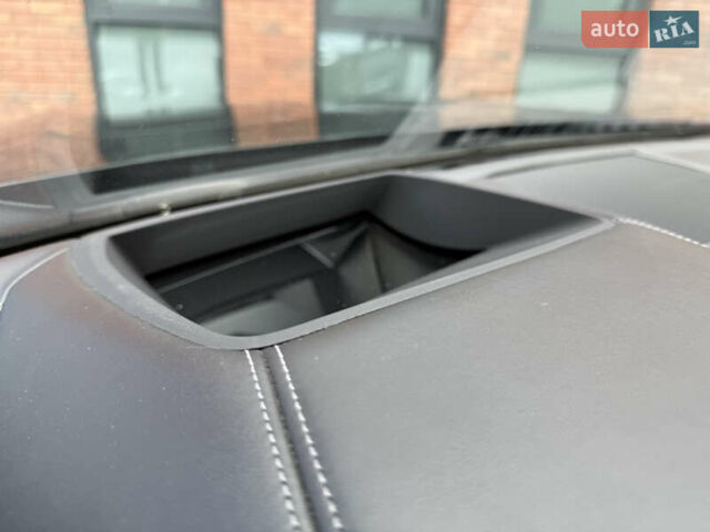 Черный БМВ 8 Серия, объемом двигателя 4.39 л и пробегом 26 тыс. км за 75900 $, фото 66 на Automoto.ua