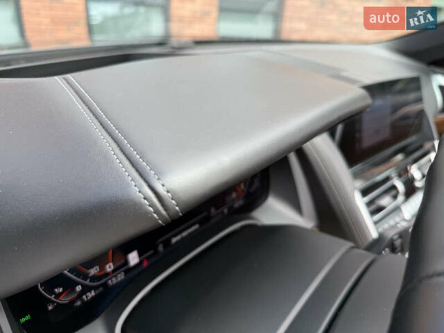 Черный БМВ 8 Серия, объемом двигателя 4.39 л и пробегом 26 тыс. км за 75900 $, фото 65 на Automoto.ua