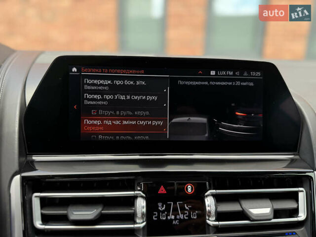 Черный БМВ 8 Серия, объемом двигателя 4.39 л и пробегом 26 тыс. км за 75900 $, фото 86 на Automoto.ua