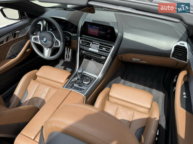 Черный БМВ 8 Серия, объемом двигателя 4.39 л и пробегом 26 тыс. км за 75900 $, фото 106 на Automoto.ua