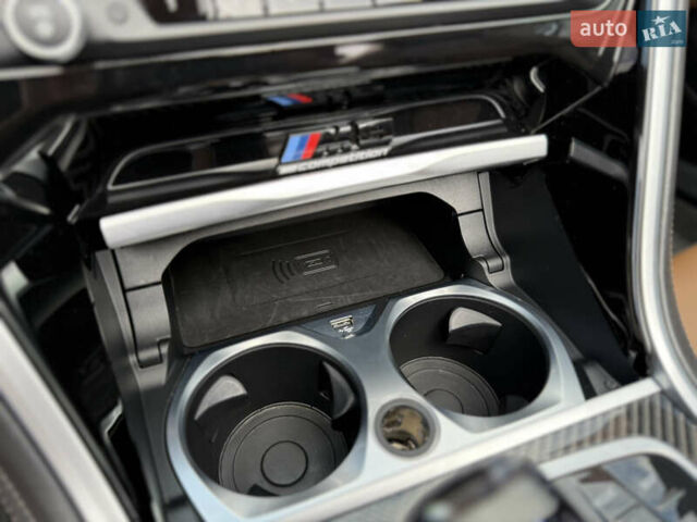 Черный БМВ 8 Серия, объемом двигателя 4.39 л и пробегом 26 тыс. км за 75900 $, фото 73 на Automoto.ua