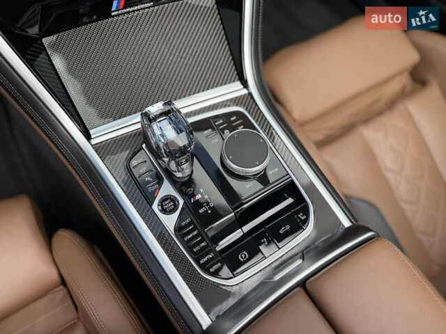 Черный БМВ 8 Серия, объемом двигателя 4.39 л и пробегом 26 тыс. км за 75900 $, фото 70 на Automoto.ua