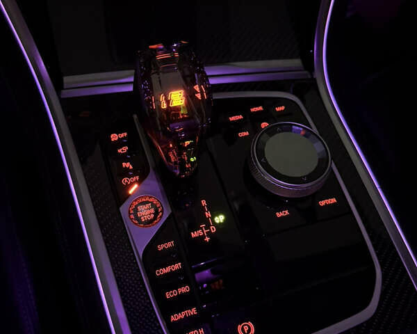 Черный БМВ 8 Серия, объемом двигателя 4.39 л и пробегом 8 тыс. км за 80000 $, фото 36 на Automoto.ua