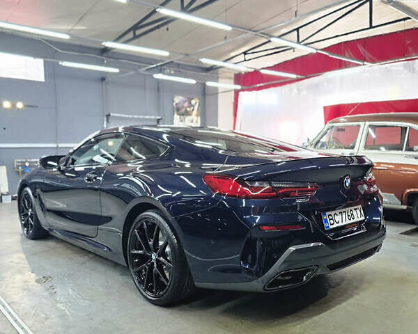 Черный БМВ 8 Серия, объемом двигателя 4.39 л и пробегом 8 тыс. км за 80000 $, фото 27 на Automoto.ua