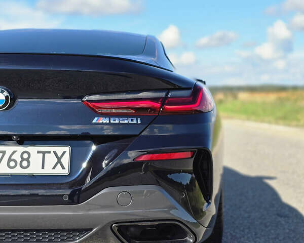 Черный БМВ 8 Серия, объемом двигателя 4.39 л и пробегом 8 тыс. км за 80000 $, фото 10 на Automoto.ua