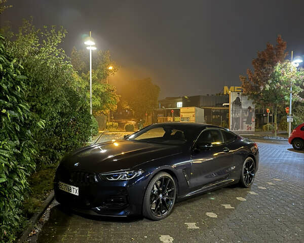 Черный БМВ 8 Серия, объемом двигателя 4.39 л и пробегом 8 тыс. км за 80000 $, фото 40 на Automoto.ua