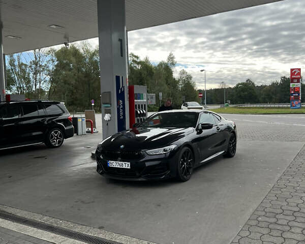 Черный БМВ 8 Серия, объемом двигателя 4.39 л и пробегом 8 тыс. км за 80000 $, фото 47 на Automoto.ua