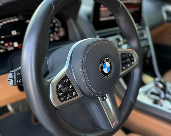 Красный БМВ 8 Серия, объемом двигателя 3 л и пробегом 23 тыс. км за 69700 $, фото 54 на Automoto.ua