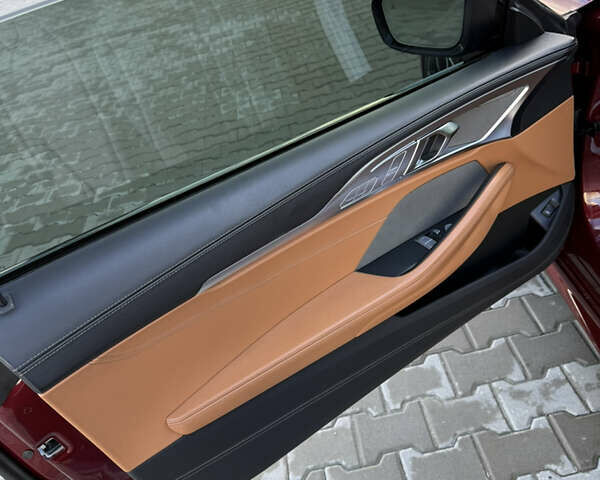 Красный БМВ 8 Серия, объемом двигателя 3 л и пробегом 23 тыс. км за 69700 $, фото 64 на Automoto.ua