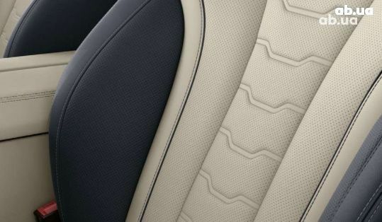 БМВ 8 Серия, объемом двигателя 3 л и пробегом 1 тыс. км за 77608 $, фото 5 на Automoto.ua