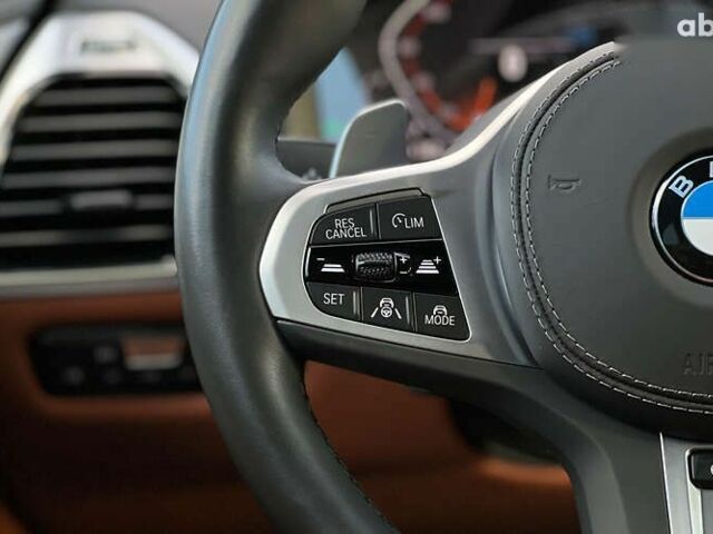 БМВ 8 Серия, объемом двигателя 3 л и пробегом 15 тыс. км за 143000 $, фото 12 на Automoto.ua