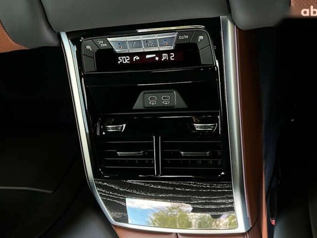 БМВ 8 Серия, объемом двигателя 3 л и пробегом 15 тыс. км за 143000 $, фото 19 на Automoto.ua