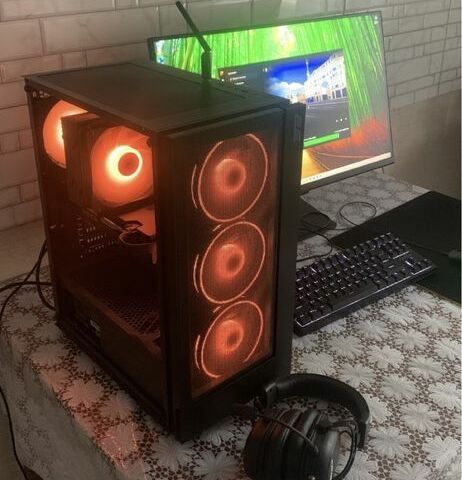 Желтый БМВ 8 Серия, объемом двигателя 2 л и пробегом 450 тыс. км за 1149 $, фото 4 на Automoto.ua