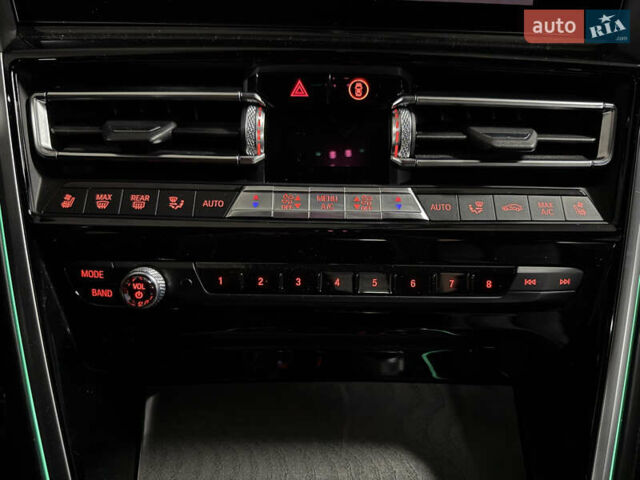 Серый БМВ 8 Серия, объемом двигателя 4.4 л и пробегом 57 тыс. км за 65000 $, фото 26 на Automoto.ua