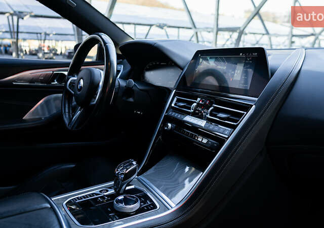 Серый БМВ 8 Серия, объемом двигателя 4.39 л и пробегом 77 тыс. км за 66000 $, фото 62 на Automoto.ua