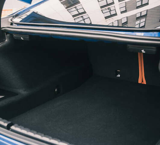 Синий БМВ 8 Серия, объемом двигателя 4.39 л и пробегом 54 тыс. км за 69899 $, фото 40 на Automoto.ua