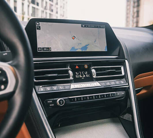 Синий БМВ 8 Серия, объемом двигателя 4.39 л и пробегом 54 тыс. км за 69899 $, фото 29 на Automoto.ua