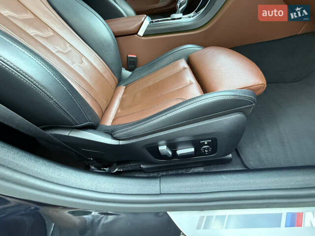 Синій БМВ 8 Серія, об'ємом двигуна 3 л та пробігом 46 тис. км за 65000 $, фото 71 на Automoto.ua