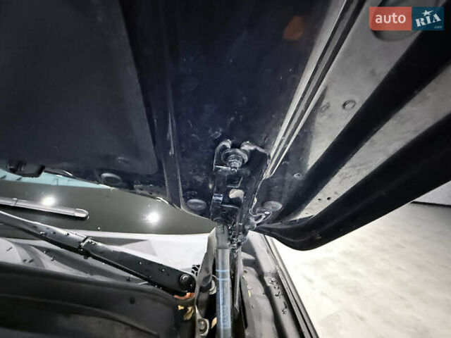 Синій БМВ 8 Серія, об'ємом двигуна 3 л та пробігом 46 тис. км за 65000 $, фото 53 на Automoto.ua