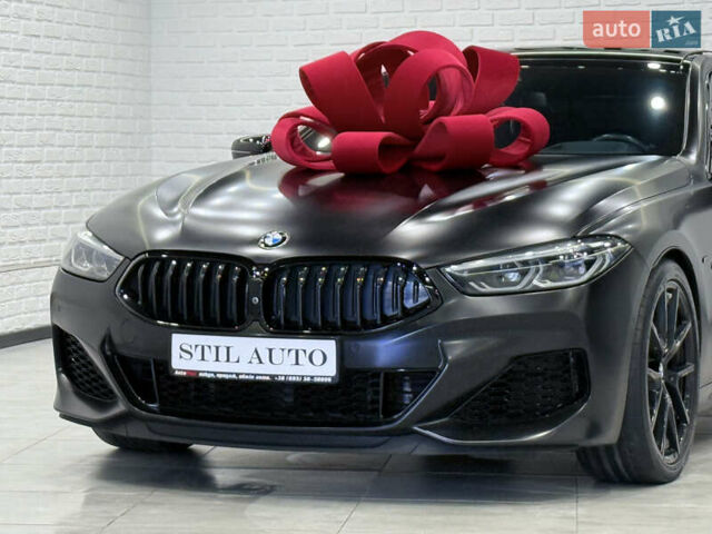 Синій БМВ 8 Серія, об'ємом двигуна 3 л та пробігом 46 тис. км за 65000 $, фото 2 на Automoto.ua