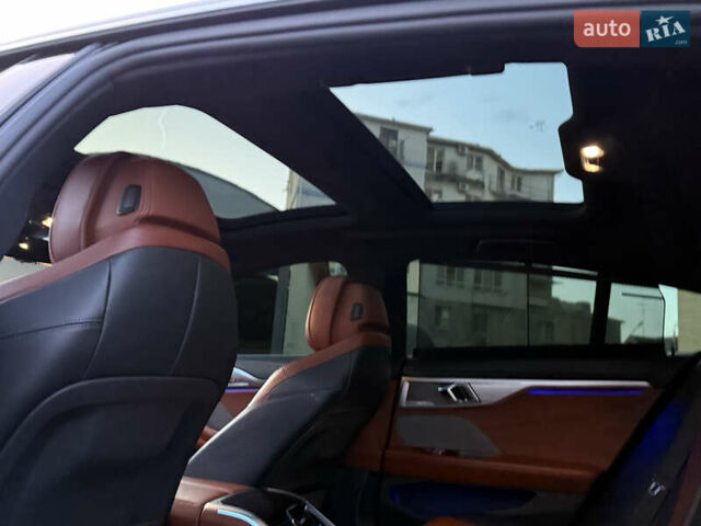 Синій БМВ 8 Серія, об'ємом двигуна 3 л та пробігом 46 тис. км за 65000 $, фото 87 на Automoto.ua