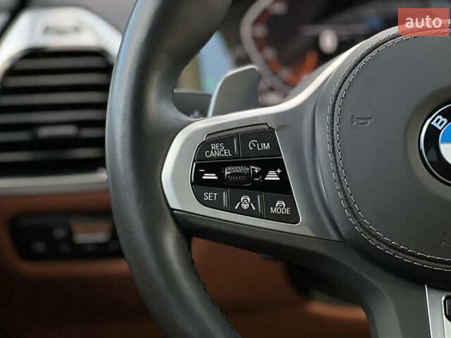 Зеленый БМВ 8 Серия, объемом двигателя 2.99 л и пробегом 15 тыс. км за 143000 $, фото 14 на Automoto.ua