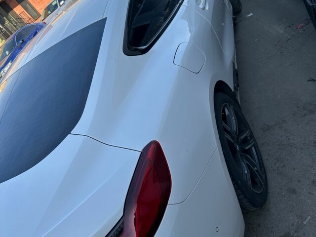 Белый БМВ 840, объемом двигателя 3 л и пробегом 101 тыс. км за 47000 $, фото 2 на Automoto.ua