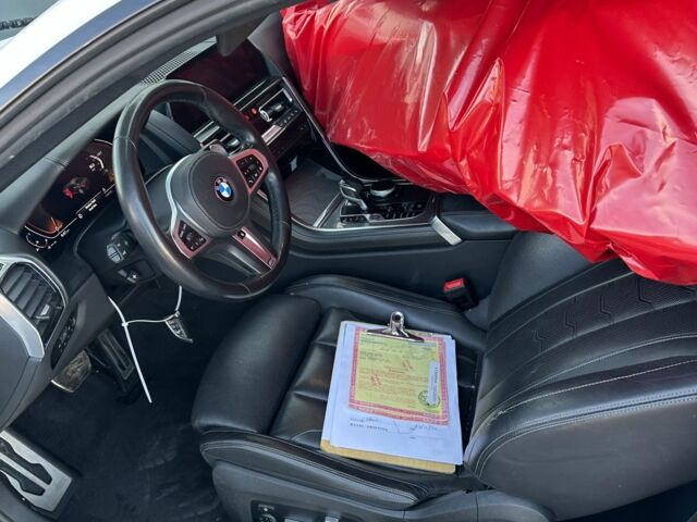 Белый БМВ 840, объемом двигателя 3 л и пробегом 101 тыс. км за 47000 $, фото 4 на Automoto.ua