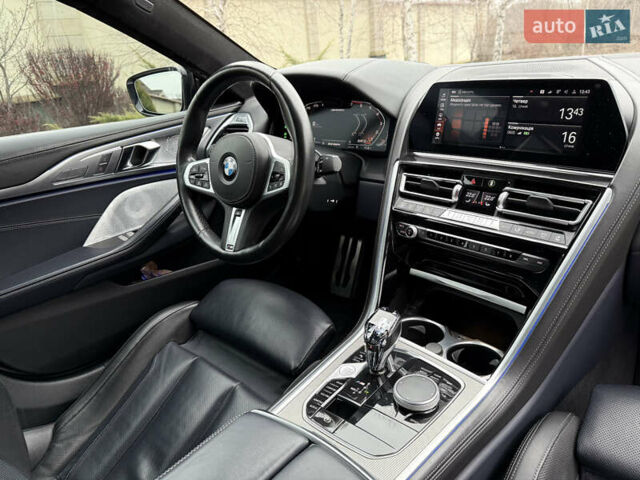 Белый БМВ 8 Series Gran Coupe, объемом двигателя 4.39 л и пробегом 37 тыс. км за 66900 $, фото 20 на Automoto.ua