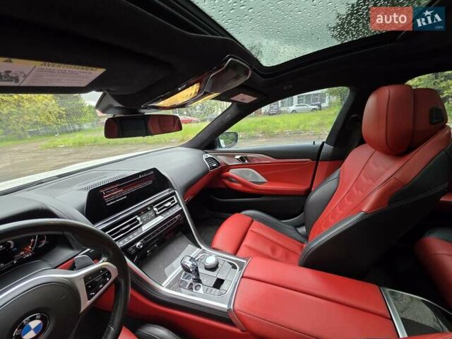 Белый БМВ 8 Series Gran Coupe, объемом двигателя 4.4 л и пробегом 107 тыс. км за 63599 $, фото 10 на Automoto.ua