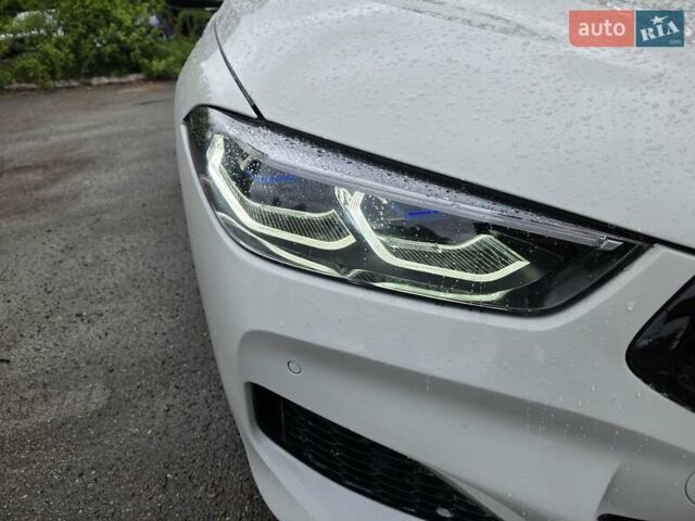 Белый БМВ 8 Series Gran Coupe, объемом двигателя 4.4 л и пробегом 107 тыс. км за 63599 $, фото 41 на Automoto.ua
