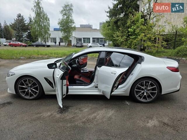 Белый БМВ 8 Series Gran Coupe, объемом двигателя 4.4 л и пробегом 107 тыс. км за 63599 $, фото 29 на Automoto.ua