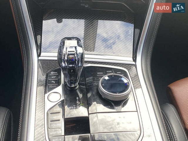 Белый БМВ 8 Series Gran Coupe, объемом двигателя 4.39 л и пробегом 16 тыс. км за 73000 $, фото 26 на Automoto.ua