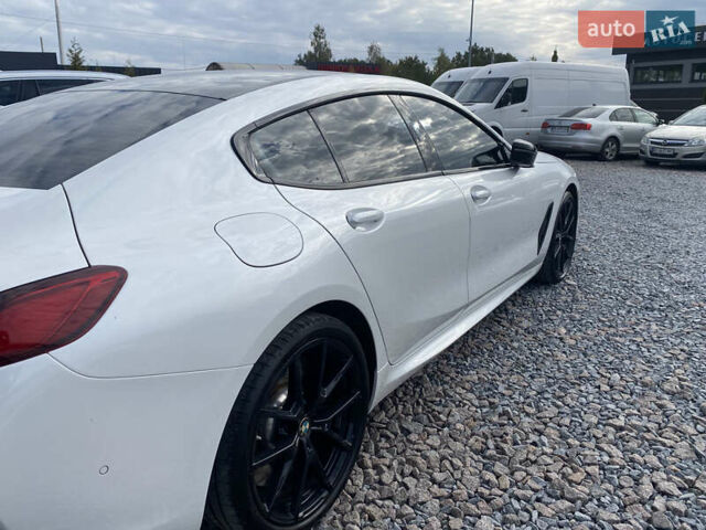 Белый БМВ 8 Series Gran Coupe, объемом двигателя 4.39 л и пробегом 16 тыс. км за 73000 $, фото 10 на Automoto.ua