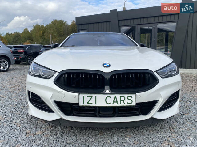 Белый БМВ 8 Series Gran Coupe, объемом двигателя 4.39 л и пробегом 16 тыс. км за 73000 $, фото 1 на Automoto.ua