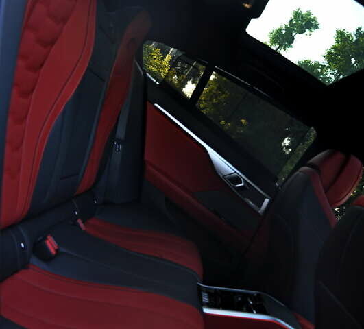 Черный БМВ 8 Series Gran Coupe, объемом двигателя 3 л и пробегом 16 тыс. км за 79000 $, фото 24 на Automoto.ua