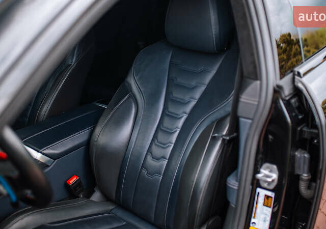 Черный БМВ 8 Series Gran Coupe, объемом двигателя 4.4 л и пробегом 22 тыс. км за 83000 $, фото 77 на Automoto.ua