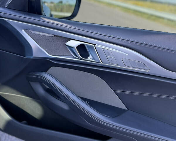 Сірий БМВ 8 Series Gran Coupe, об'ємом двигуна 3 л та пробігом 34 тис. км за 64999 $, фото 54 на Automoto.ua