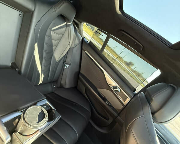 Сірий БМВ 8 Series Gran Coupe, об'ємом двигуна 3 л та пробігом 34 тис. км за 64999 $, фото 41 на Automoto.ua