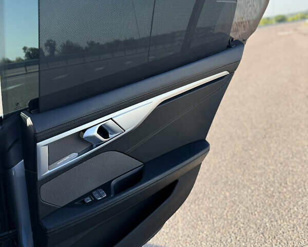 Сірий БМВ 8 Series Gran Coupe, об'ємом двигуна 3 л та пробігом 34 тис. км за 64999 $, фото 43 на Automoto.ua